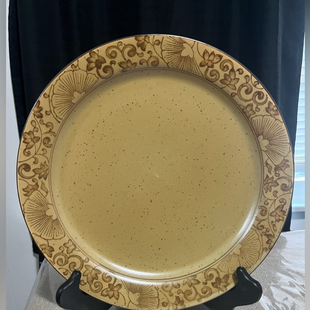 Cost Plus World Market Tan Floral plate Dinner